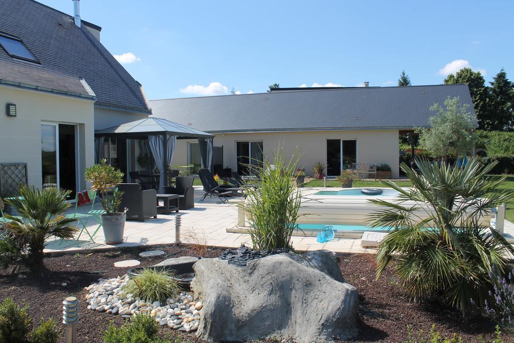 לינה וארוחת בוקר Saint-Gervais en-Belin Le Champ De La Ferme מראה חיצוני תמונה